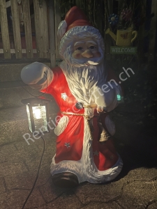 Beleuchteter Weihnachtsmann mit Laterne für draussen
